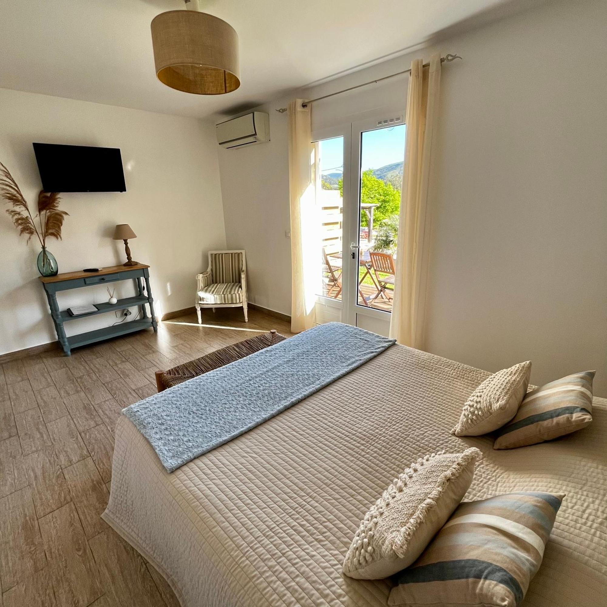 Casa Eva Maria Bed & Breakfast Patrimonio Ngoại thất bức ảnh